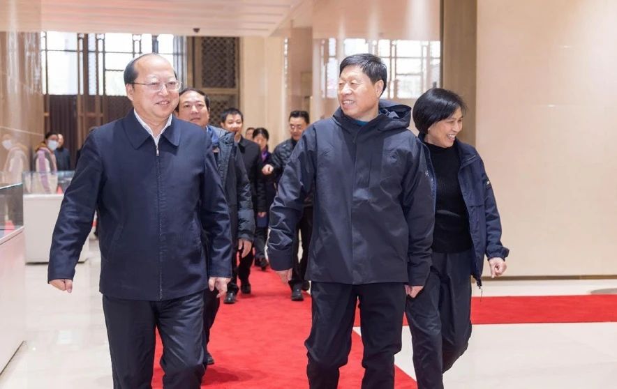 省政協(xié)教科衛(wèi)體委員會(huì)在中國車谷·武漢體育中心開展聯(lián)合界別活動(dòng)