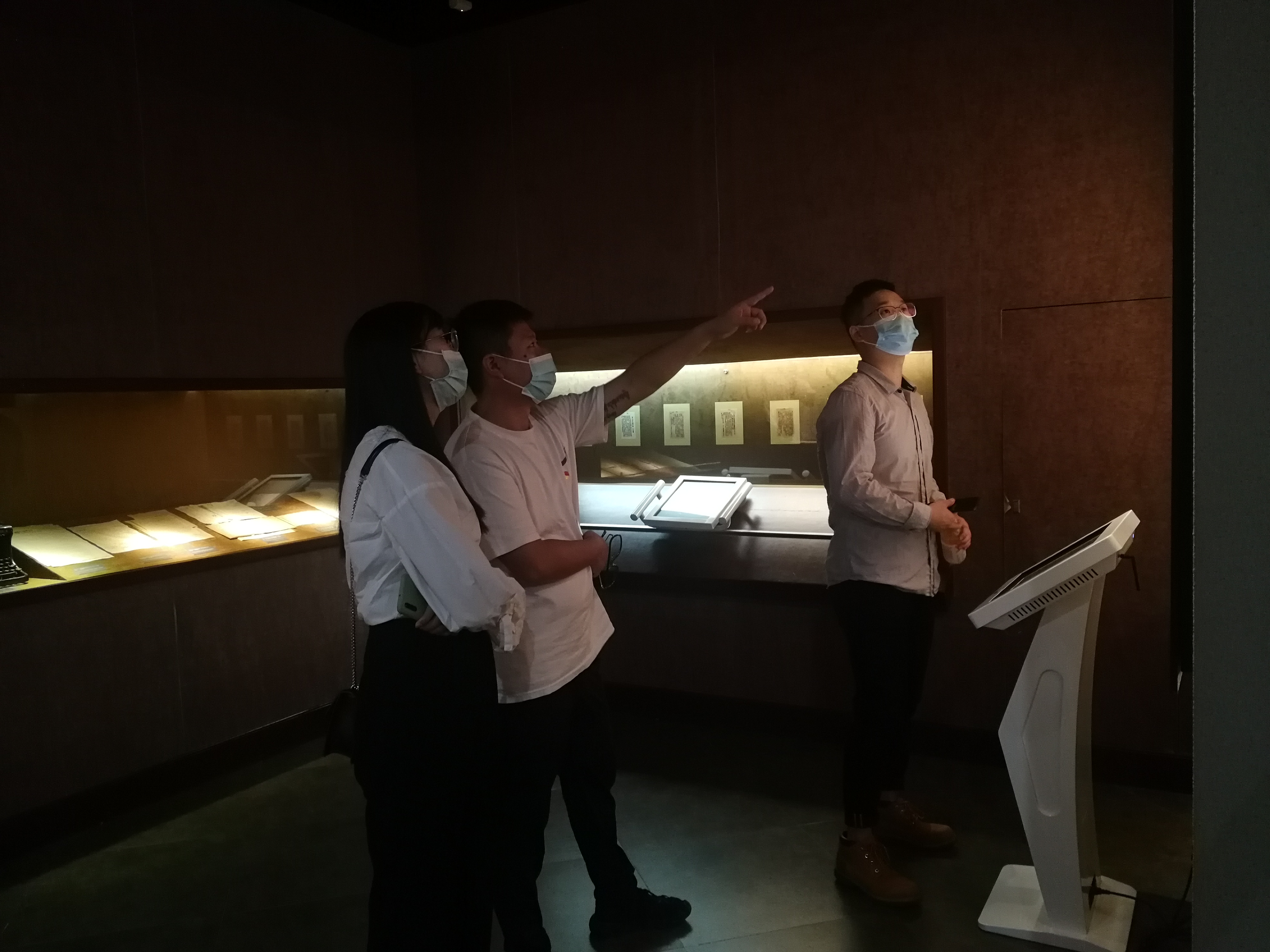聆聽歷史足音，緬懷崢嶸歲月 公司員工參觀武漢革命博物館(圖3)