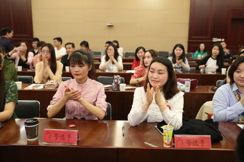 全區(qū)“迎軍運(yùn)作貢獻(xiàn)”主題演講國企賽區(qū)決賽落幕   我公司尹夢玲李淑平喜獲第二名(圖1)