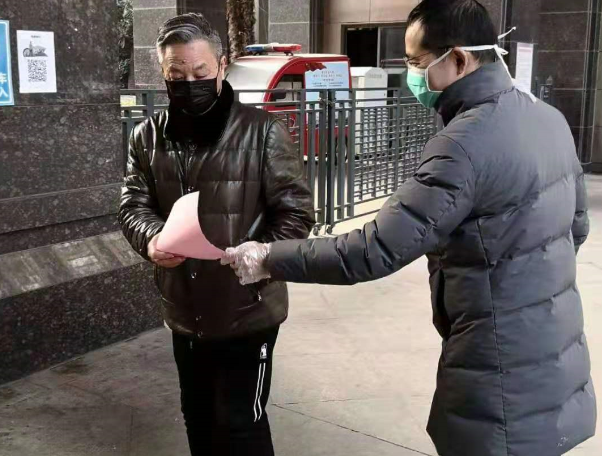 今天，我們繼續(xù)奮戰(zhàn)在“戰(zhàn)疫”一線(圖4)